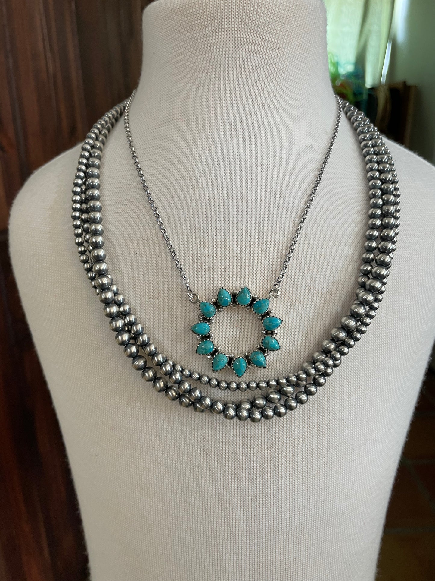 Kingman Turquoise Eternity Necklace 18" with extender