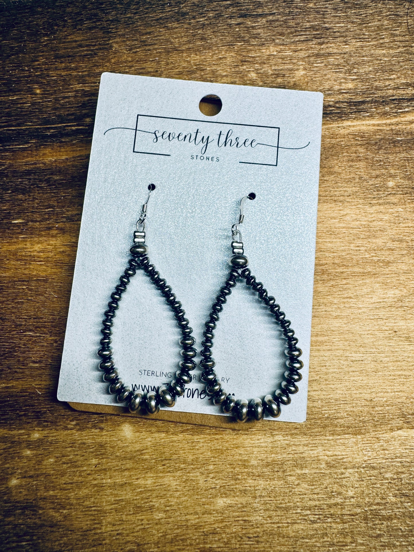 Graduated Saucer Teardrops