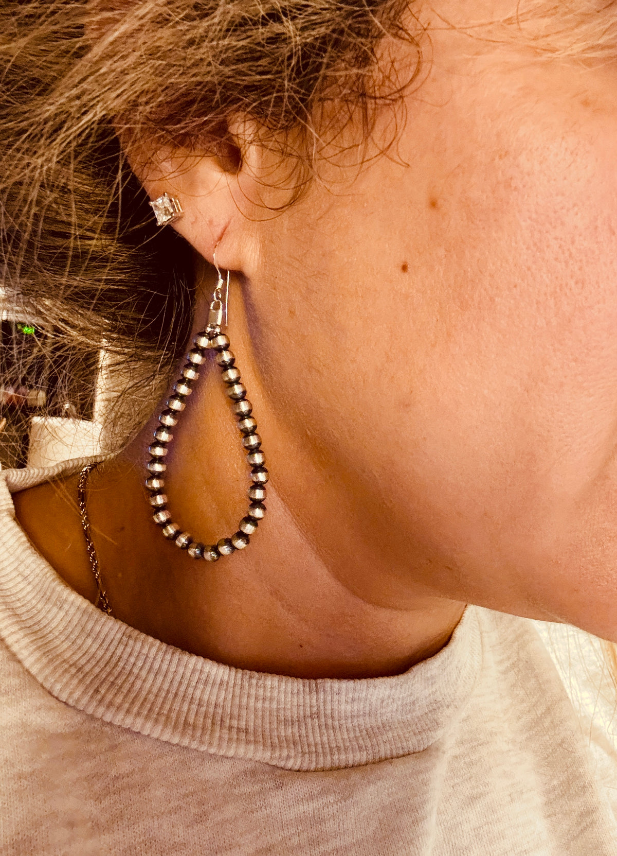 4mm Navajo style Pearl Teardrop Earring 2.5"