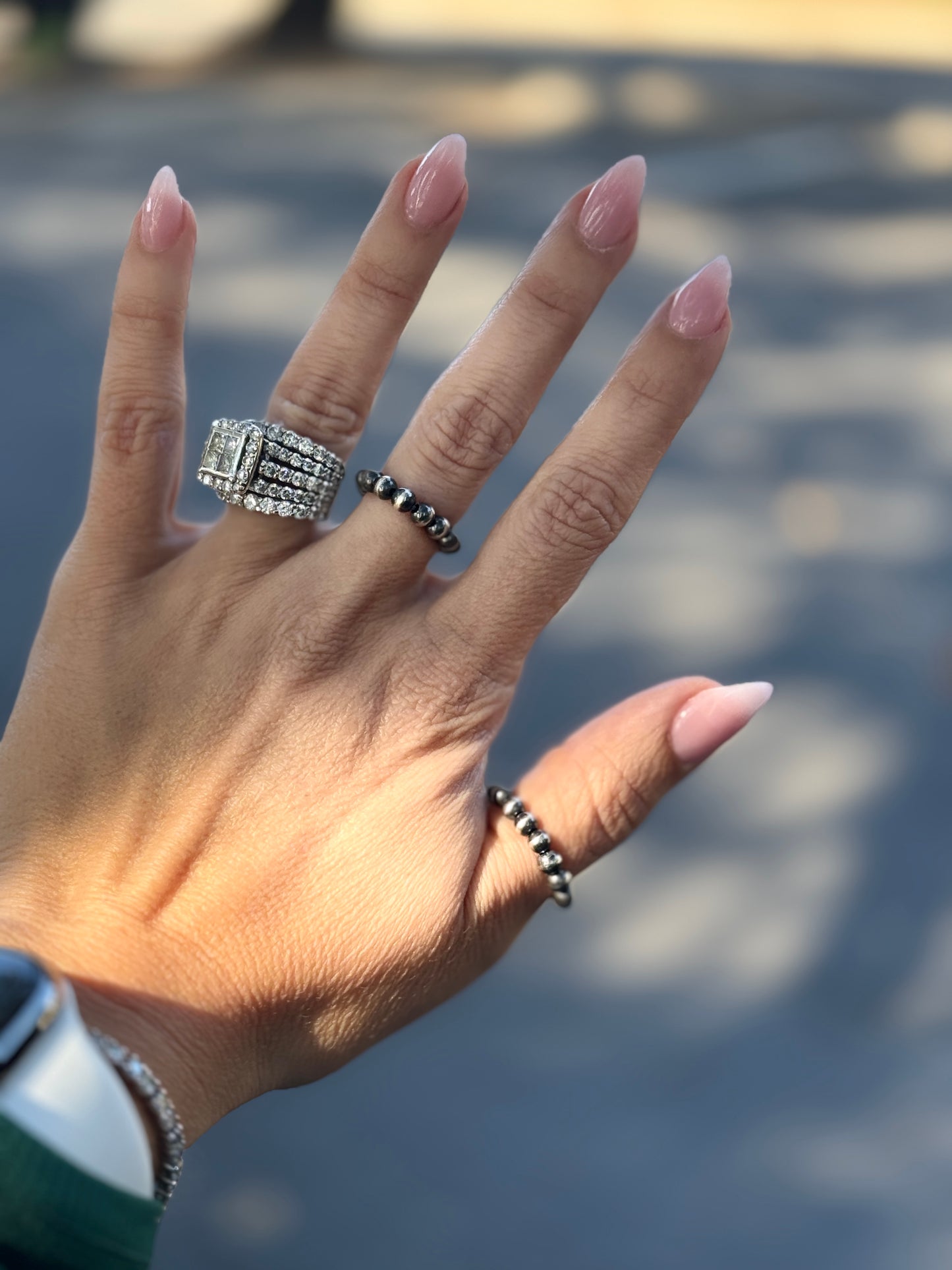 4mm NP Stretch Ring M/L 8-10