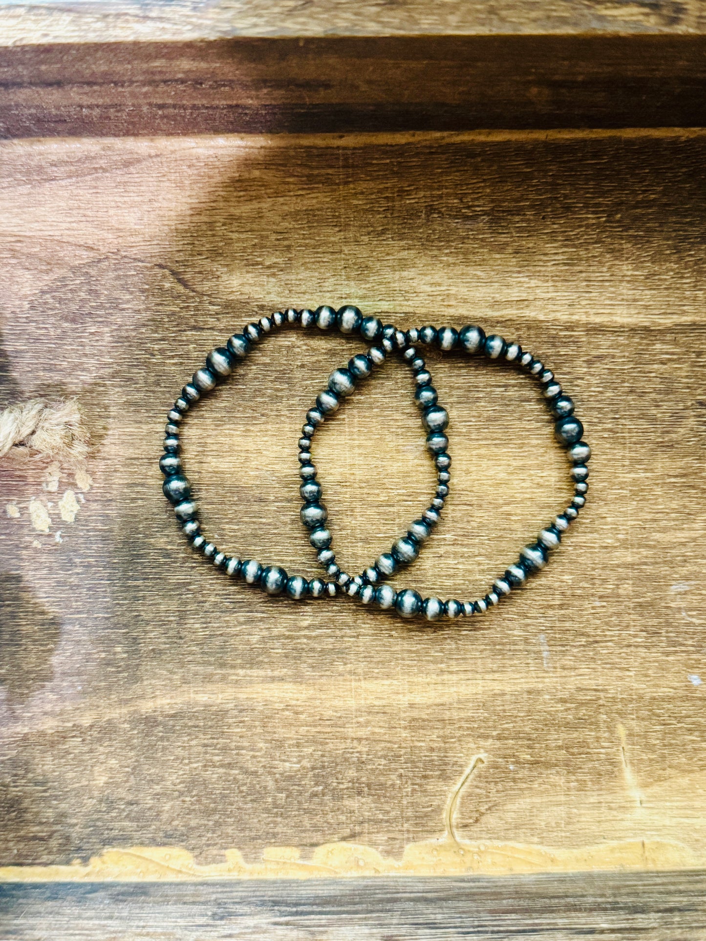 Stretchy Kara Graduated Bracelet