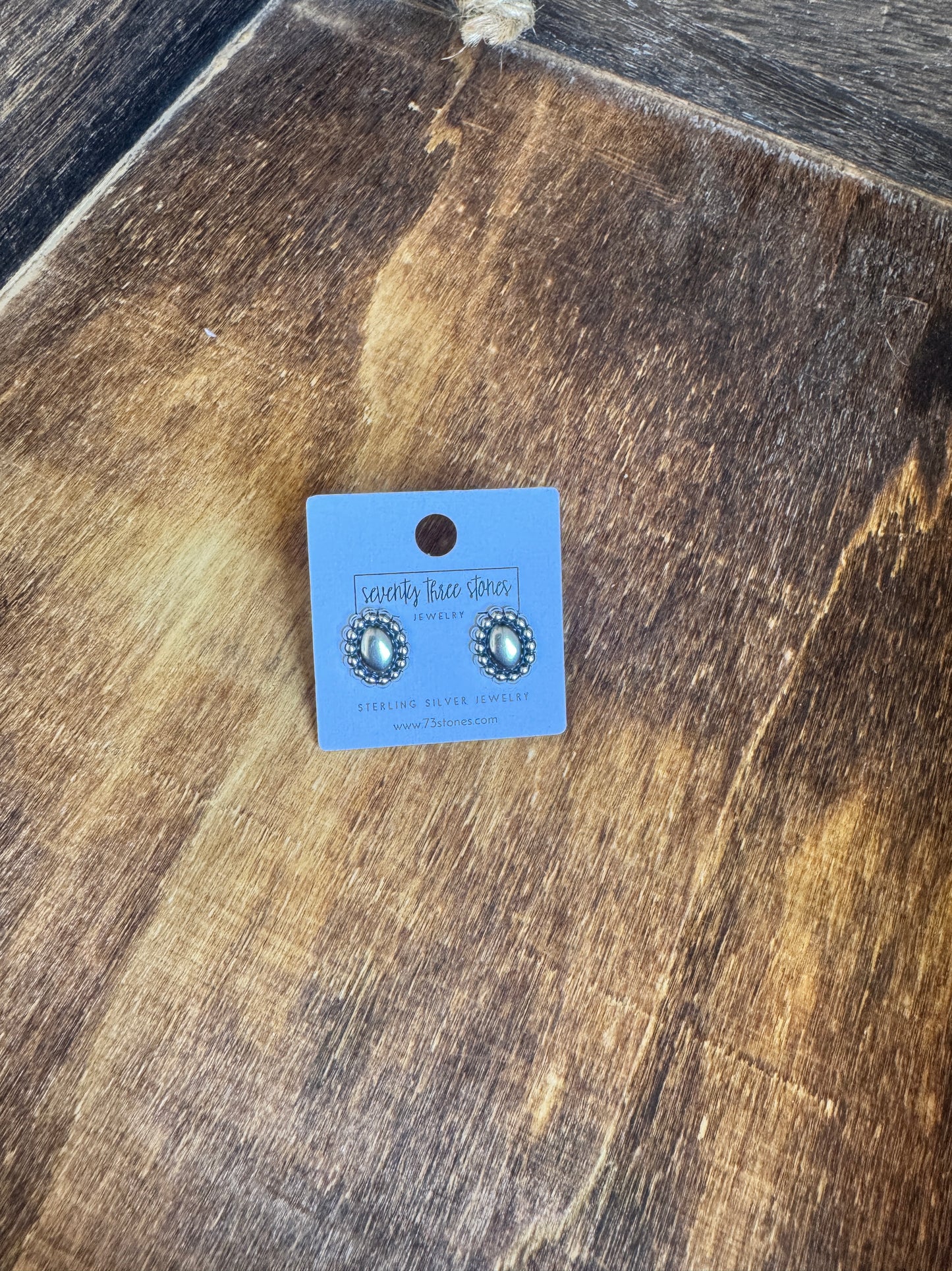 The Mini Oval Concho