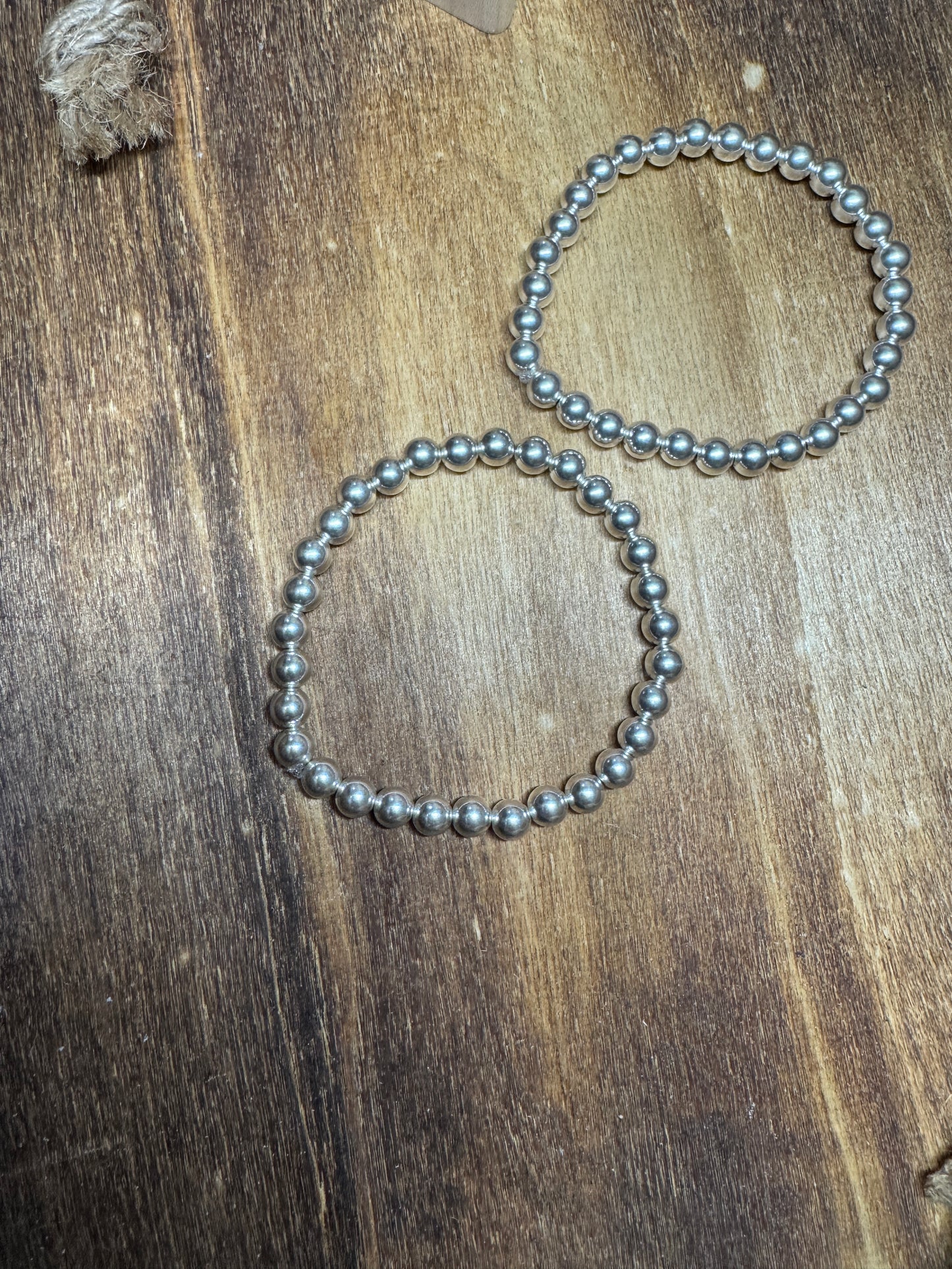 6mm Navajo Pearl Bracelet High shine stretch