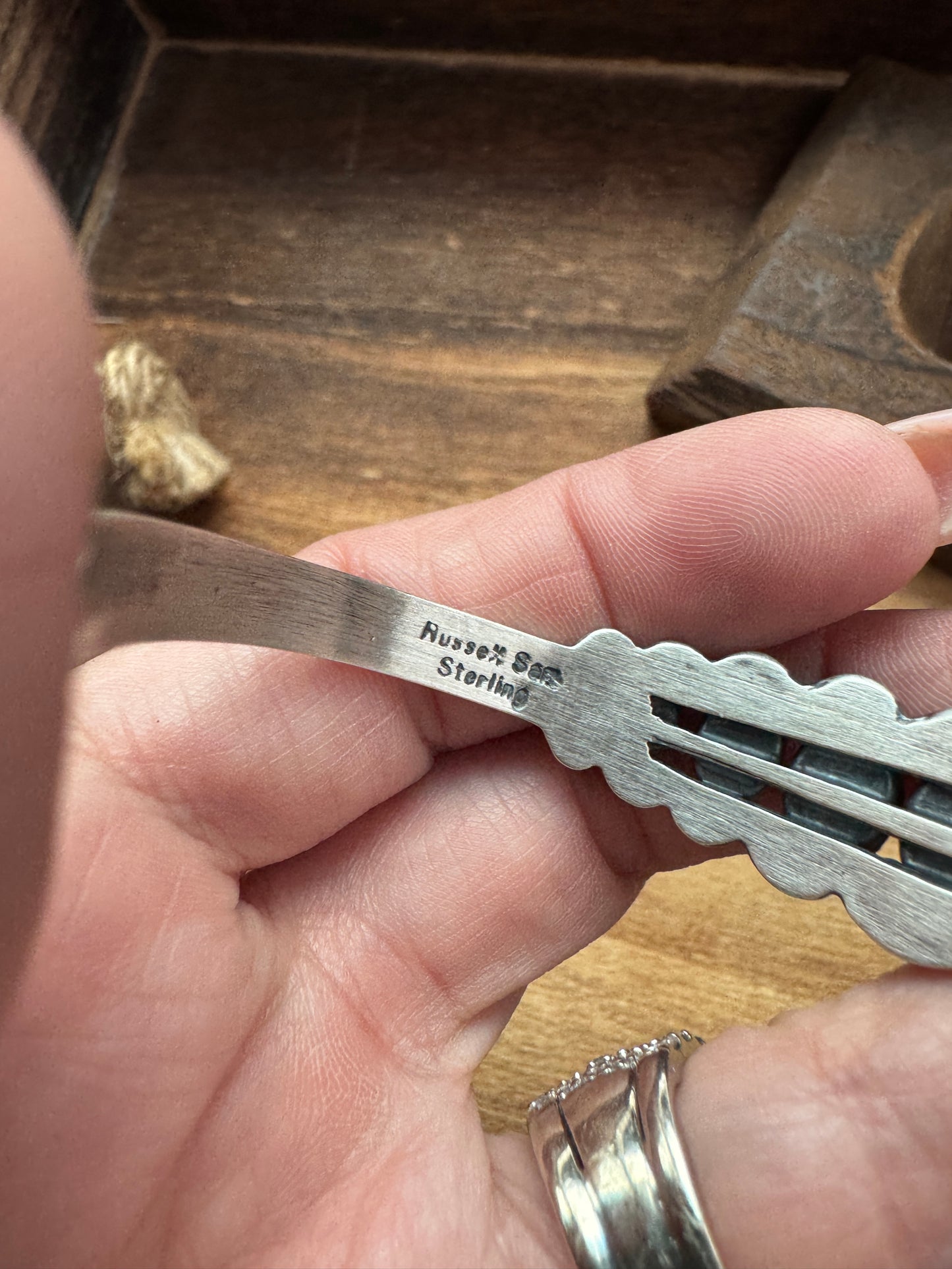 Russell Sam Pink Conch Cuff bracelet