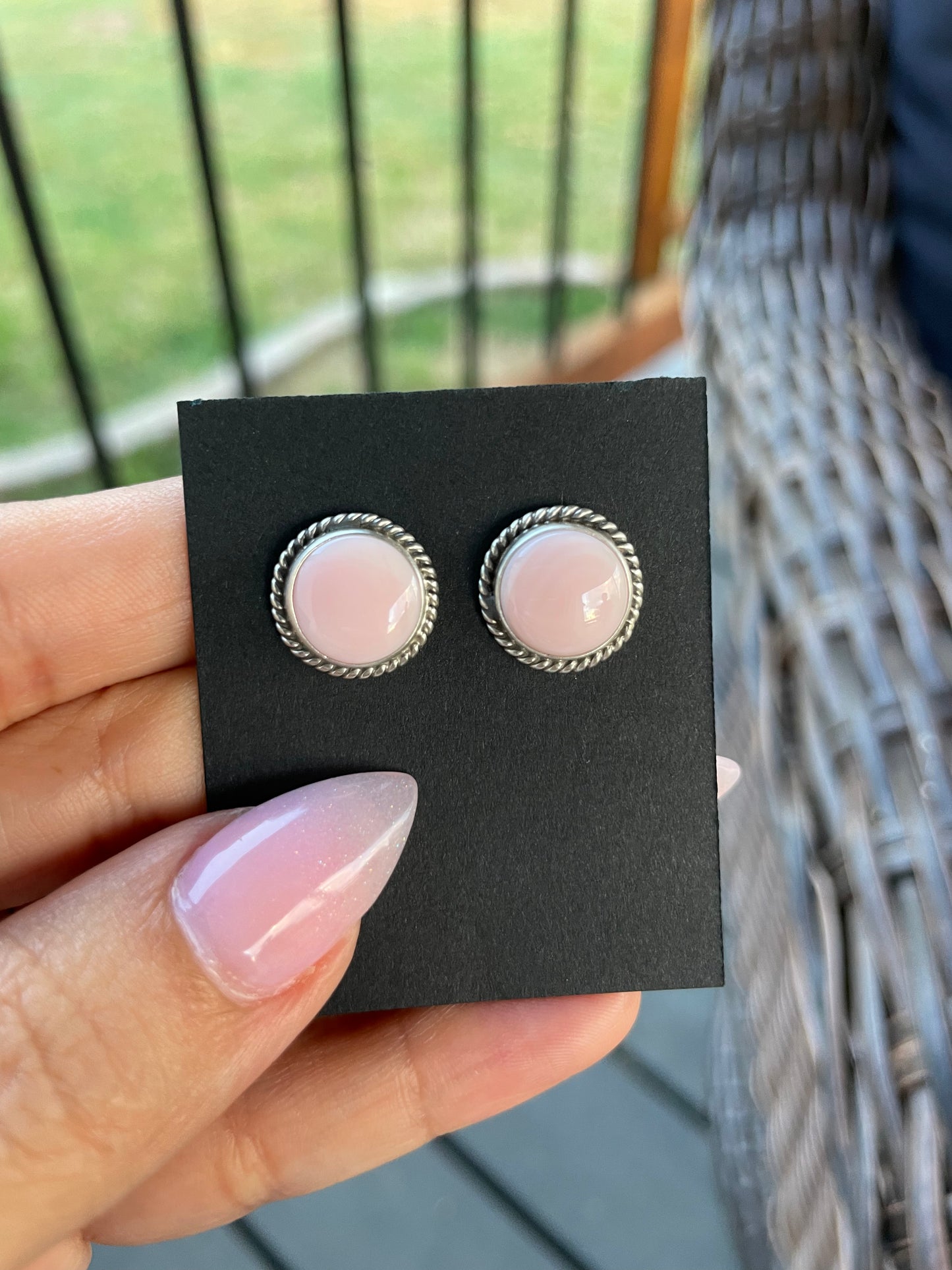 Pink Conch round studs