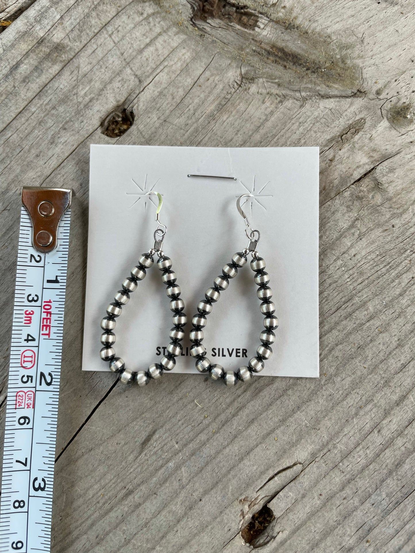 4mm Navajo Pearl 2” Teardrop