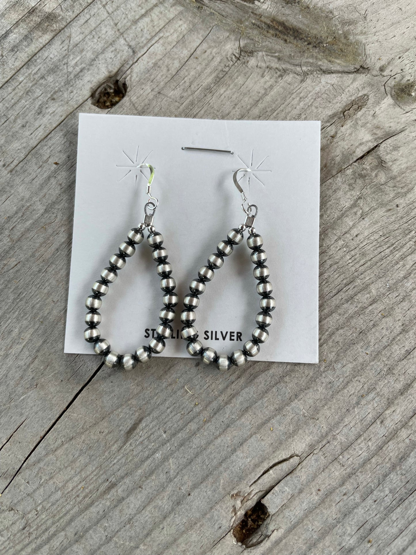 4mm Navajo Pearl 2” Teardrop