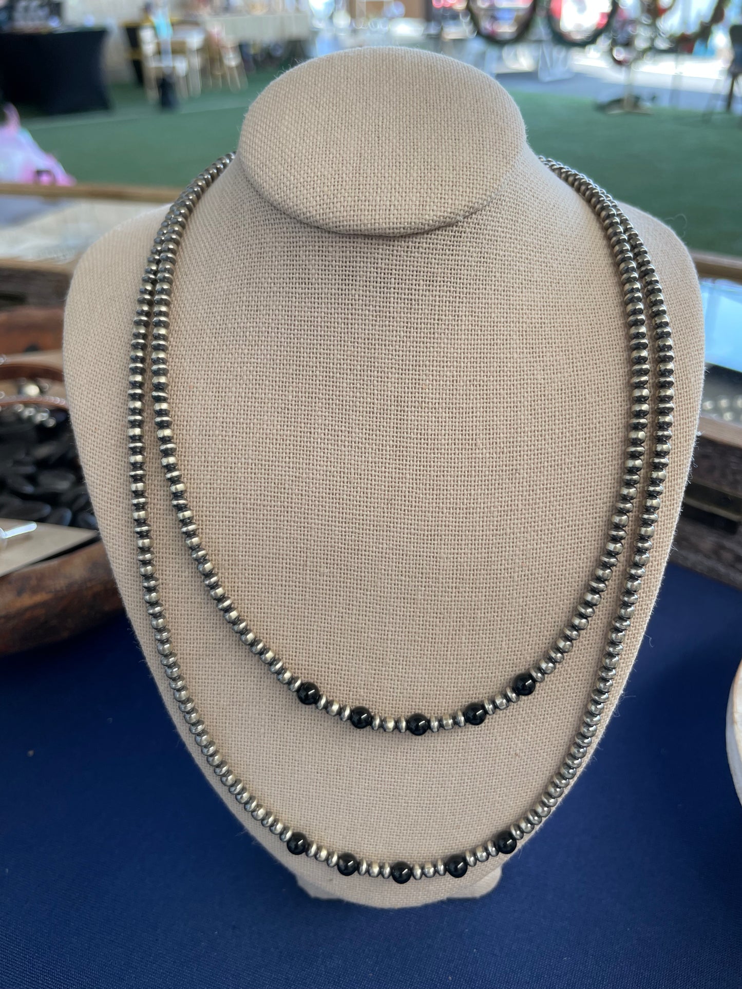 14" Saucer and Navajo pearl Necklace with Black onyx