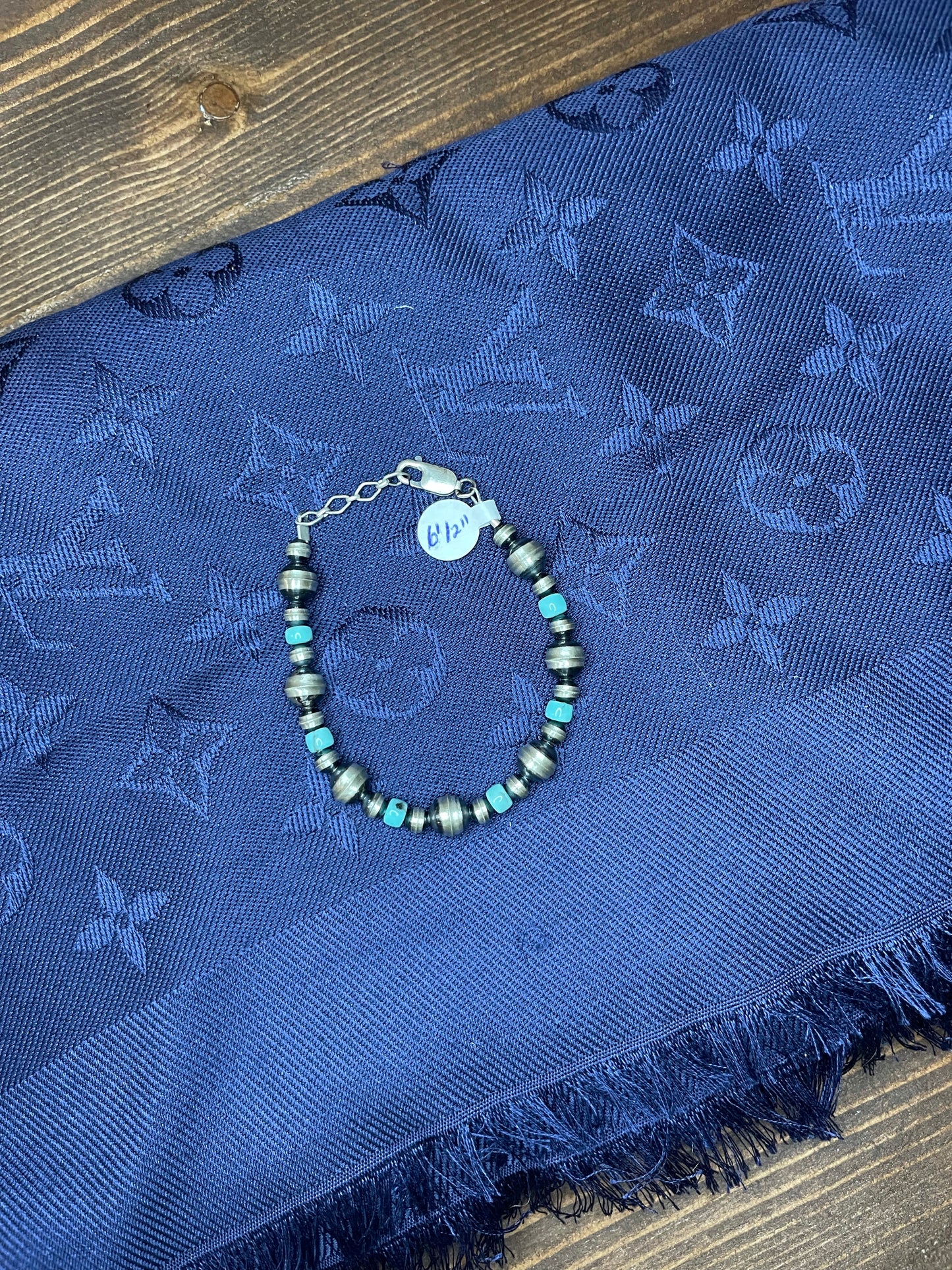 The Navajo Pearl Bracelets MultiColor