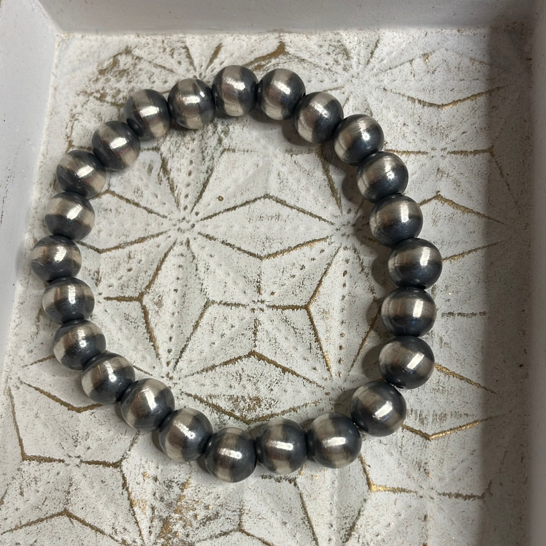 8mm Navajo Pearl Bracelet