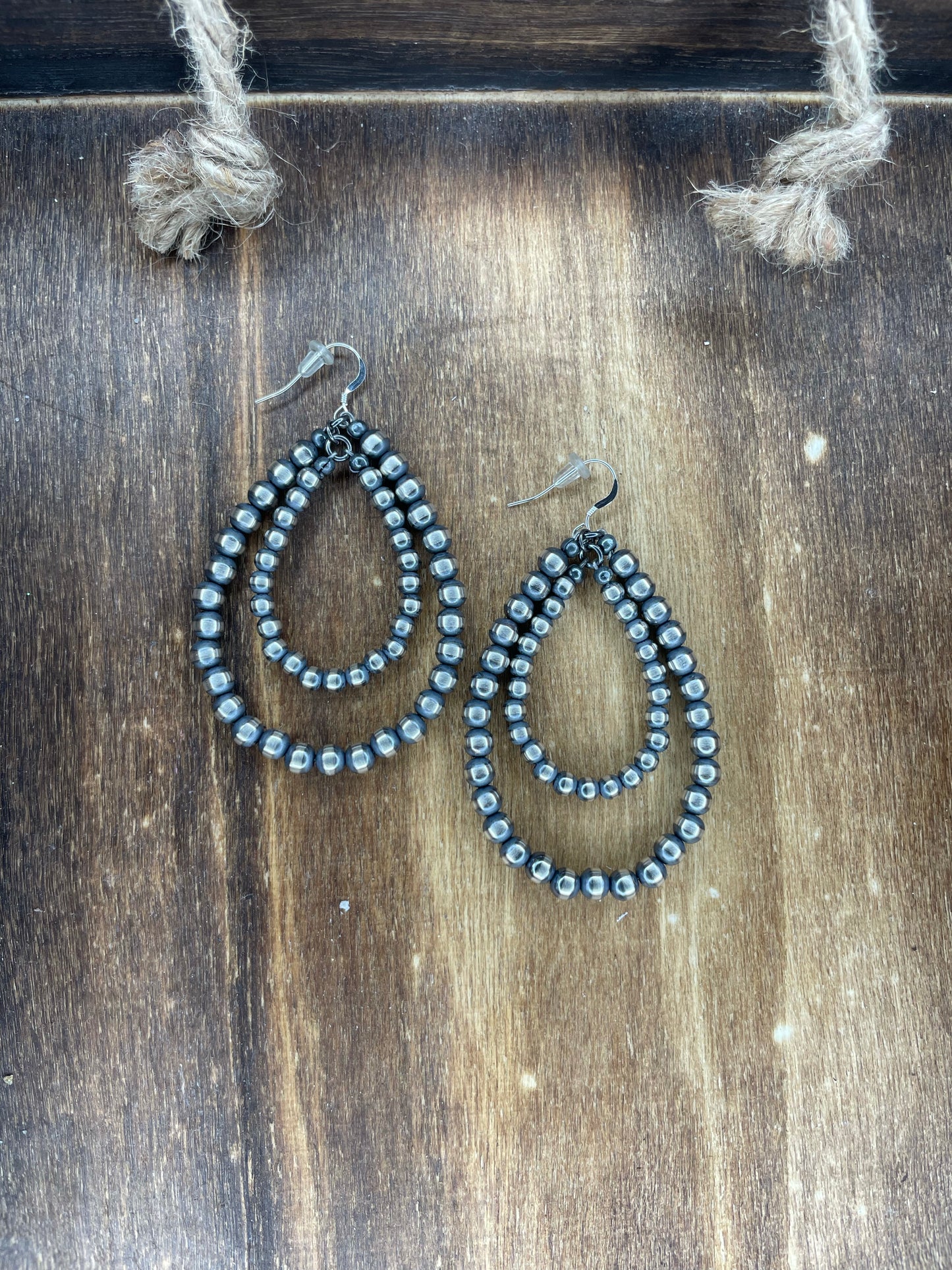4mm/5mm double hoop Teardrop