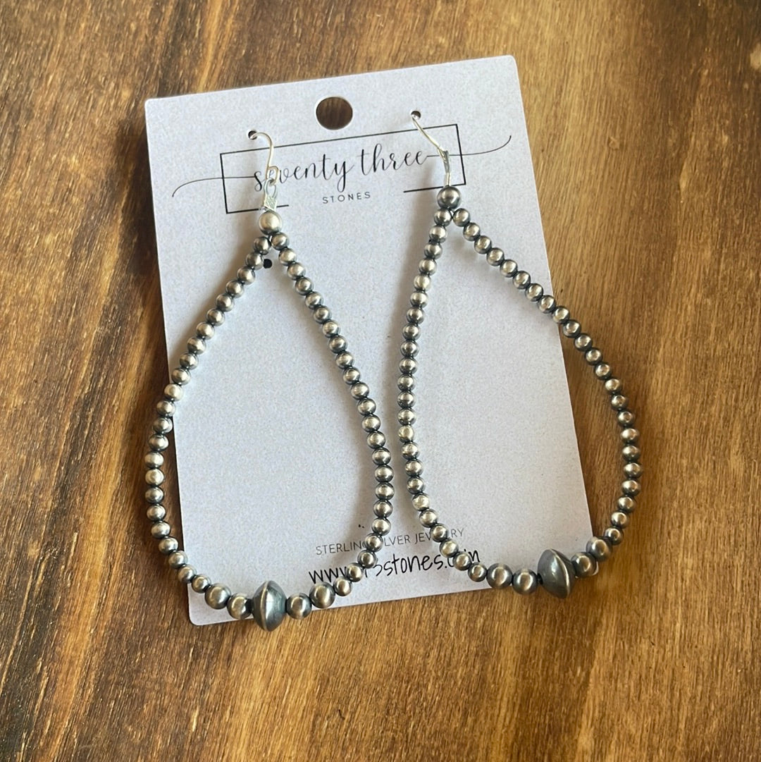 3..5” 3mm teardrop Navajo Pearl earrings