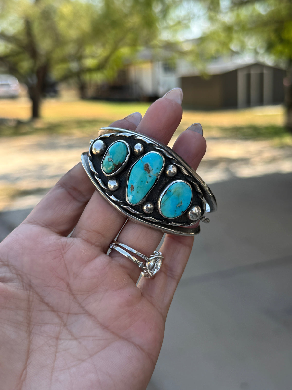 Vintage cuff three stone, Turquoise ￼