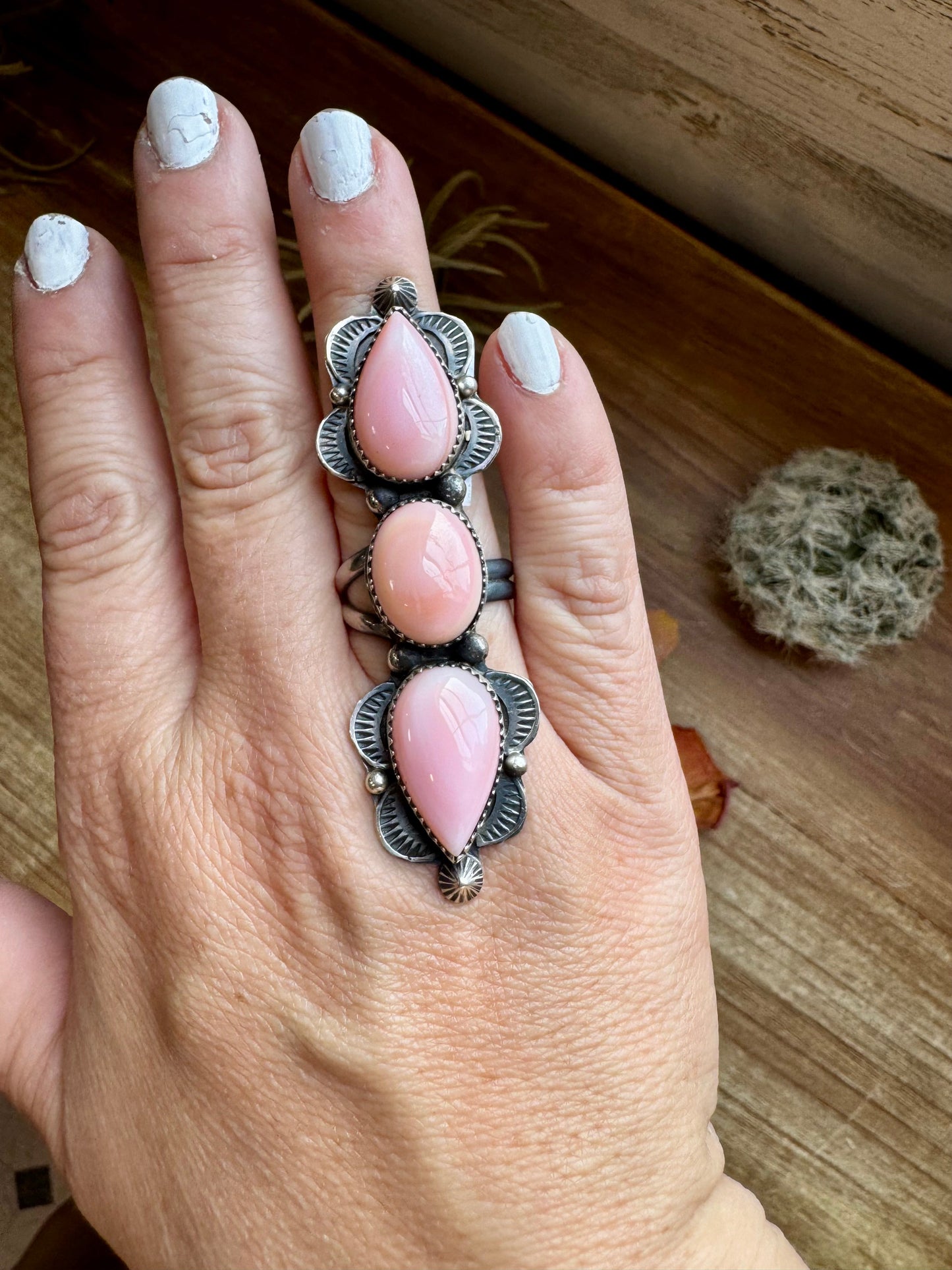 Long Ring -adjustable - pink conch and sterling silver III