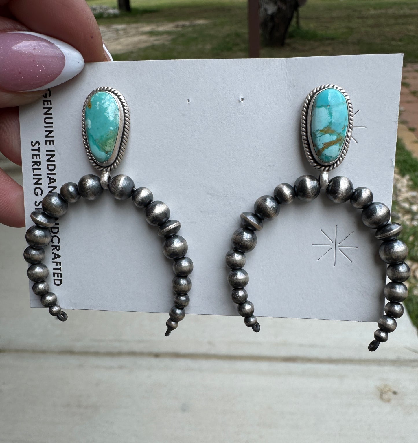 Naja style Navajo pearl with kingman