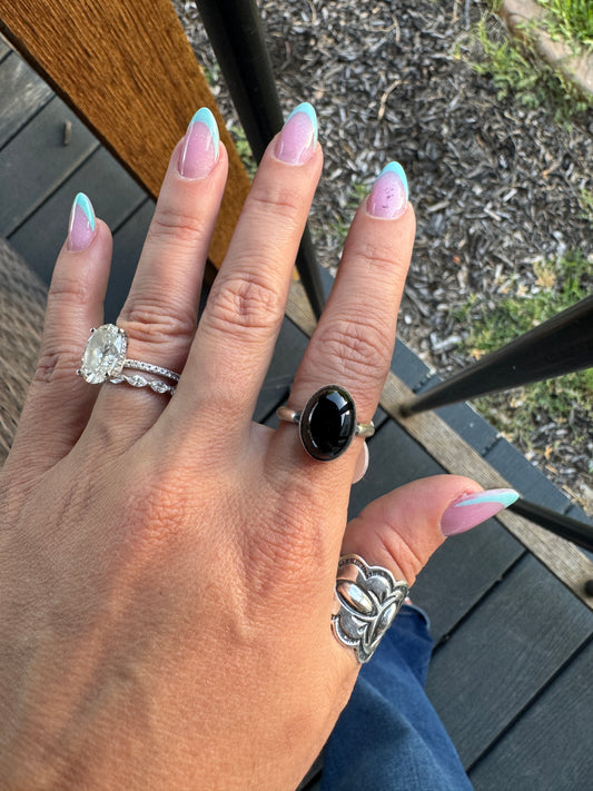 Black onyx sz 8 ring