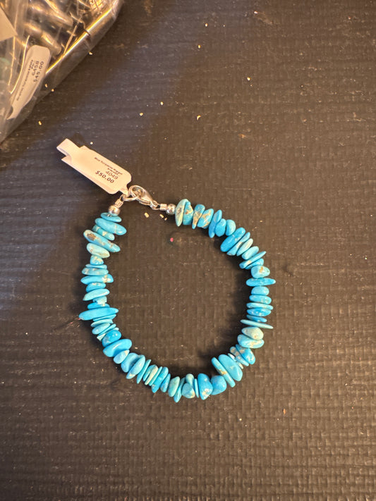 Blue Turquoise Nugget bracelet with clasp