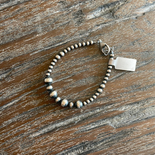 Navajo pearl Bracelet (B)