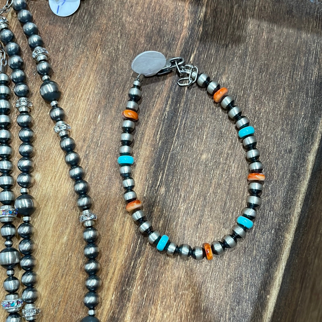 Multicolor bracelet with Navajo Pearls 5mm