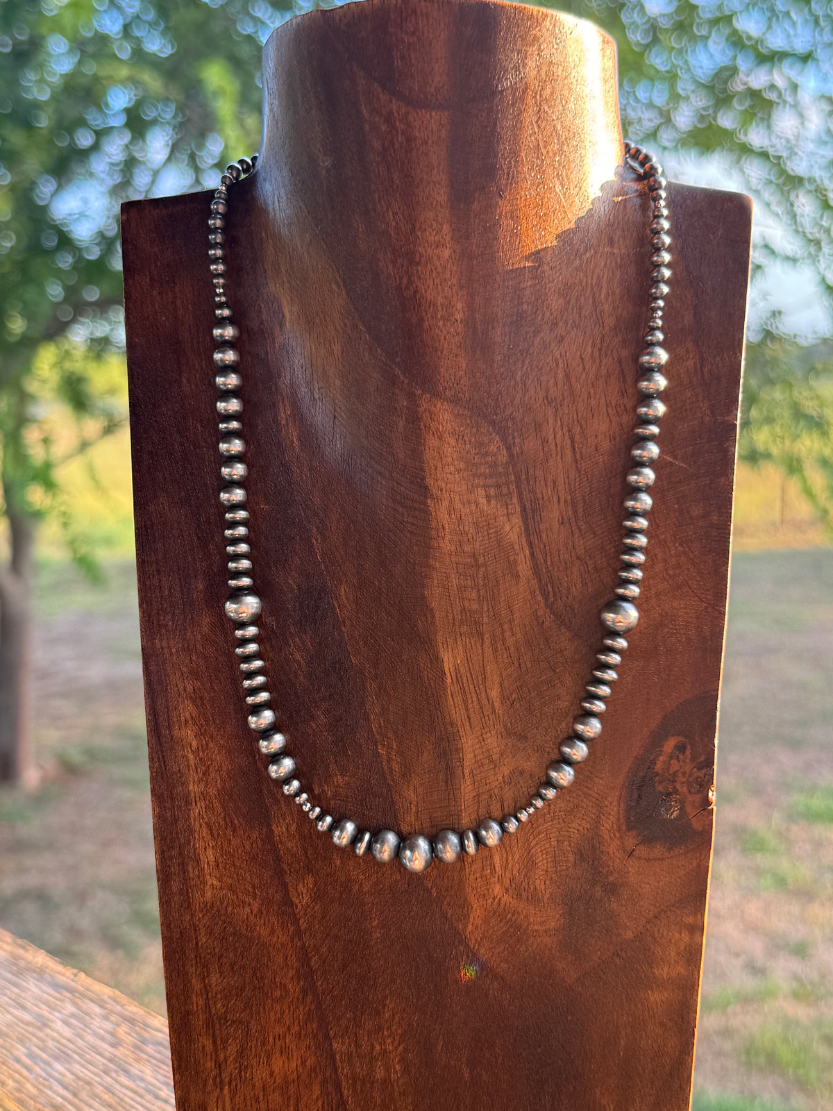 Sterling Pearls Misfit 18", Lucinda Sardo