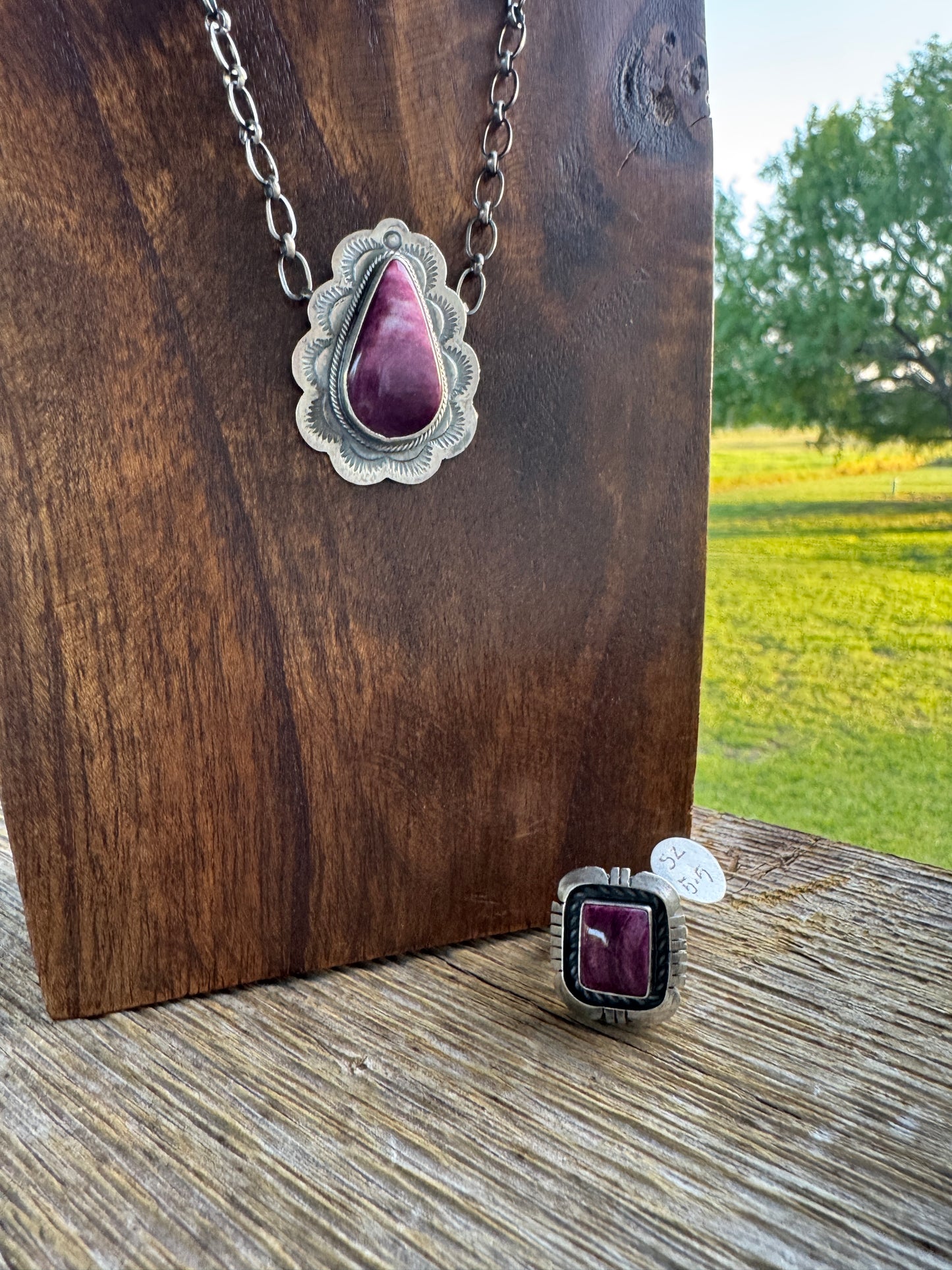 Purple Spiny Oyster Ring 5.5