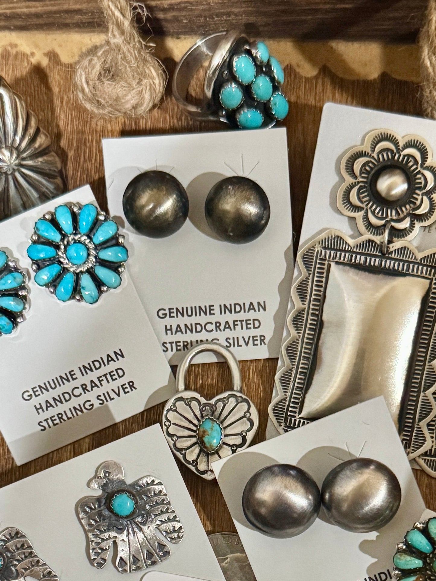 Pillow Sterling Studs medium 14mm