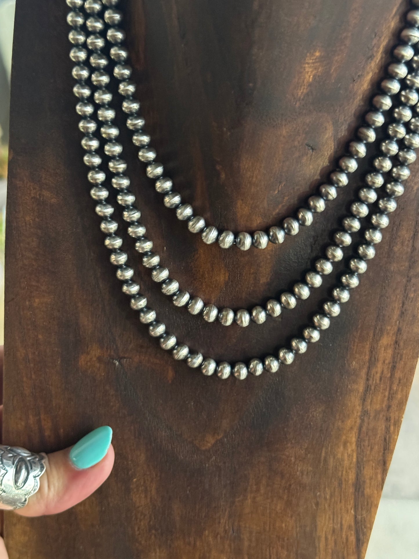 Handmade Navajo Pearls Bryannen Halwood 6mm 18