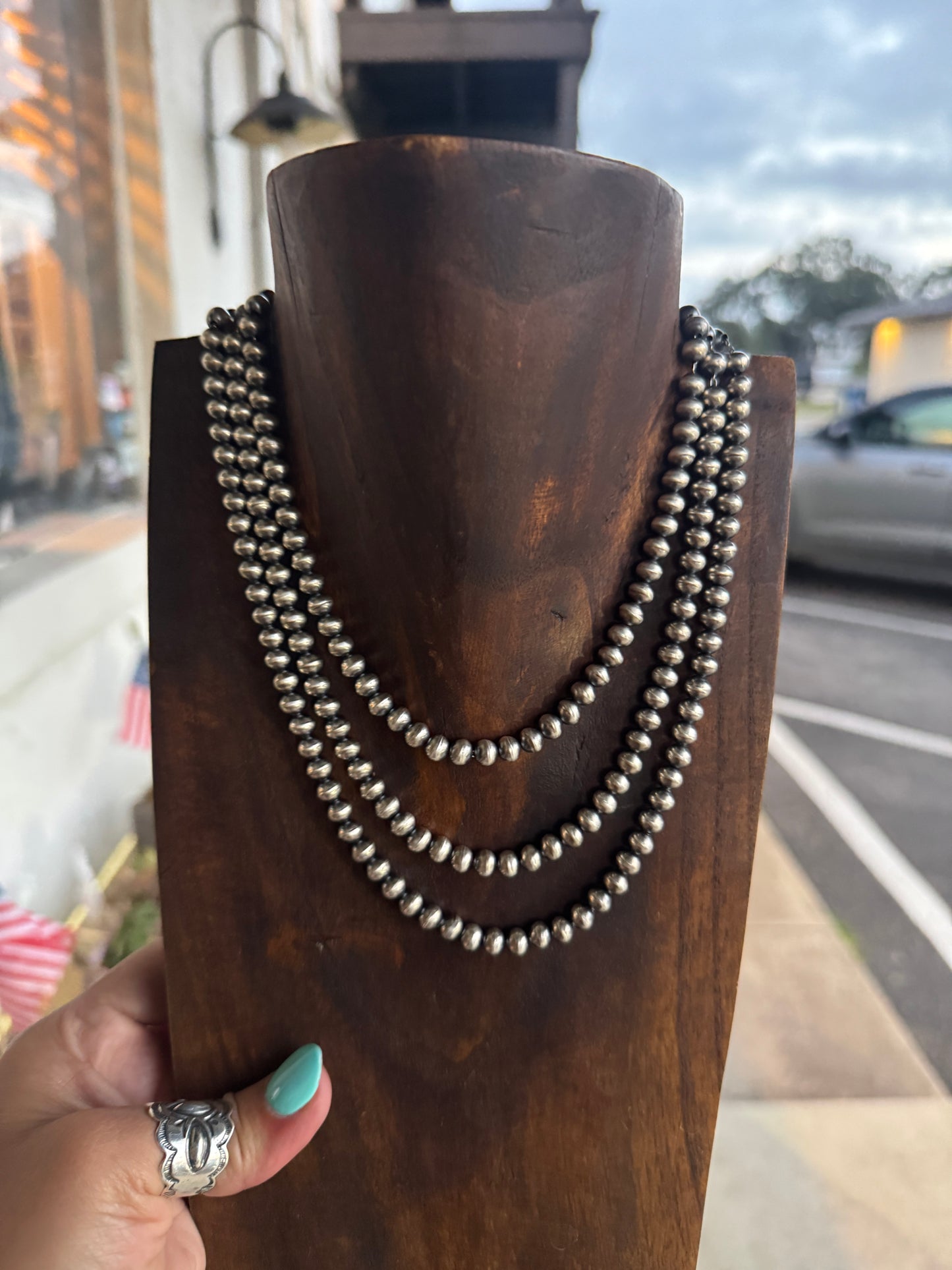 Handmade Navajo Pearls Bryannen Halwood 6mm 18