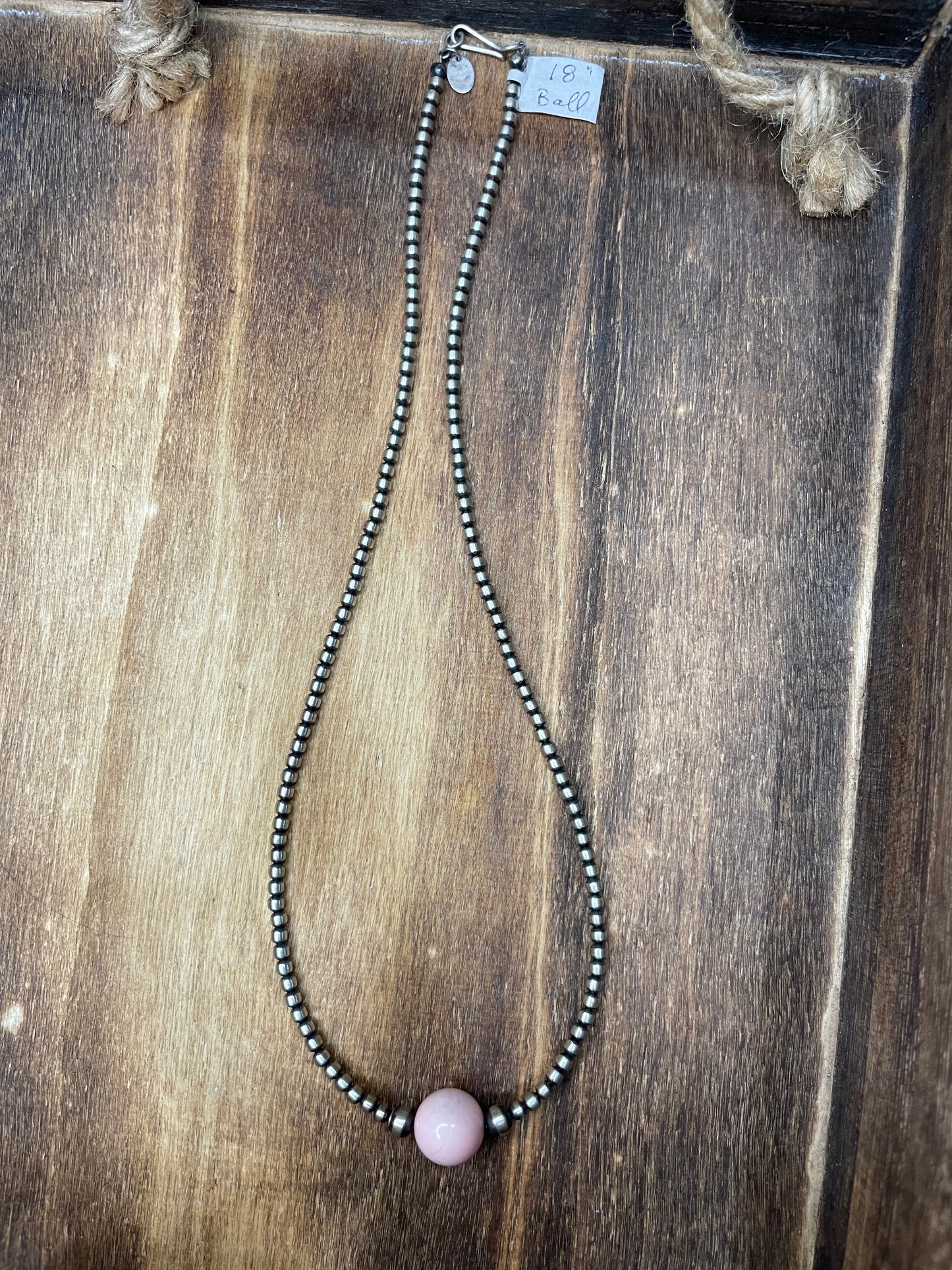 18" 3mm Necklace with Pink Conch