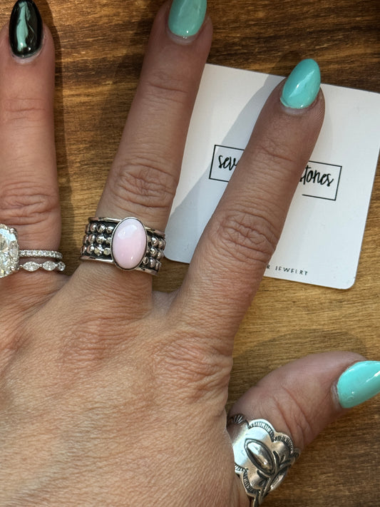 Sterling 3 Row Ball Dot Band + Pink Conch Size 6