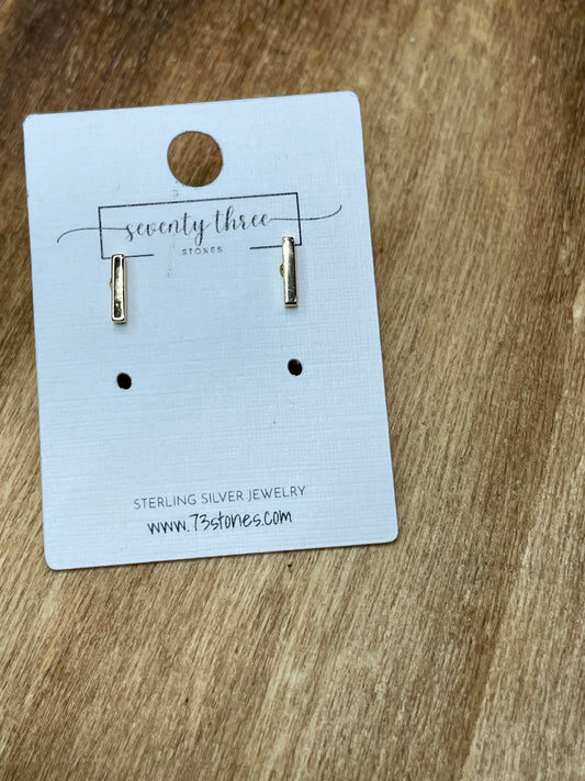 Gold bar earrings 1/4”