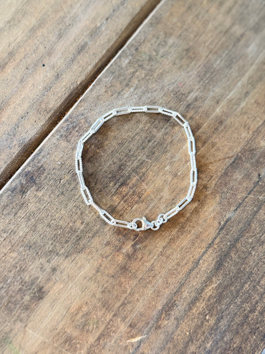 Paper clip 7” bracelet - Plain & Twist style