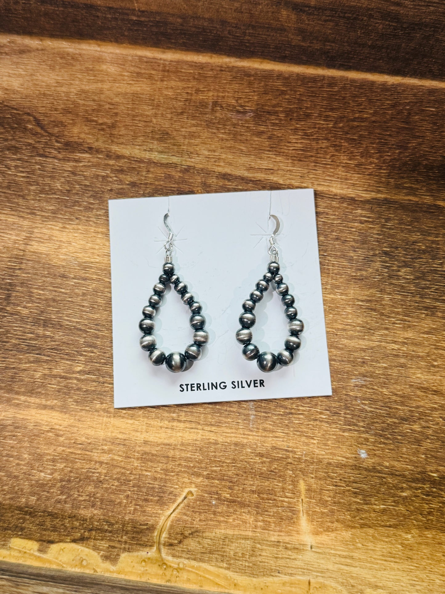 Graduated Teardrop 2"