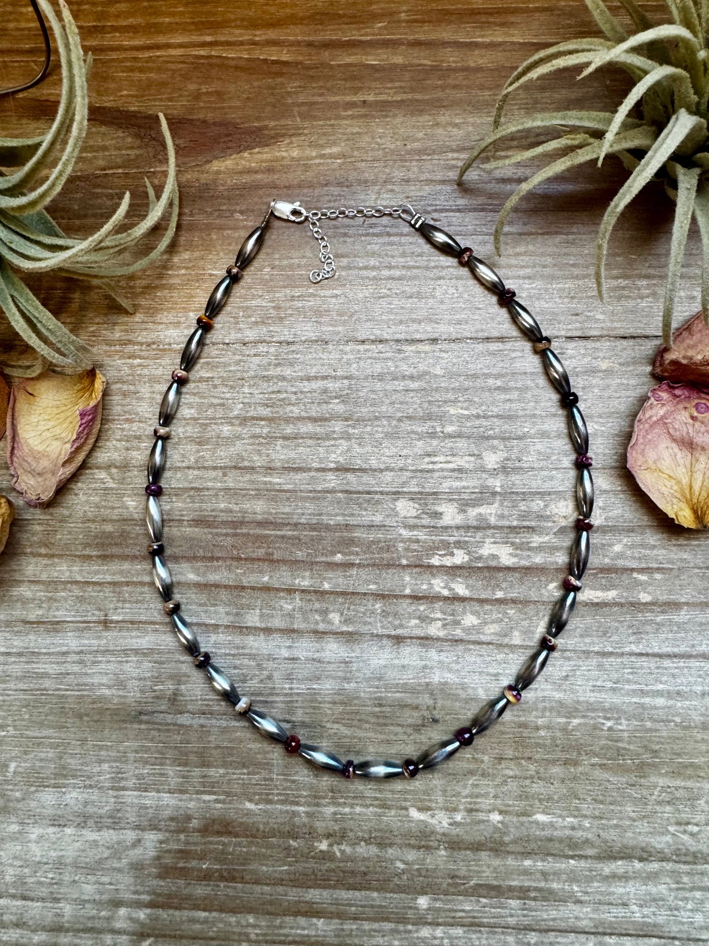 Sterling Silver Torpedo & Purple Spiny Oyster Choker – 14-Inch