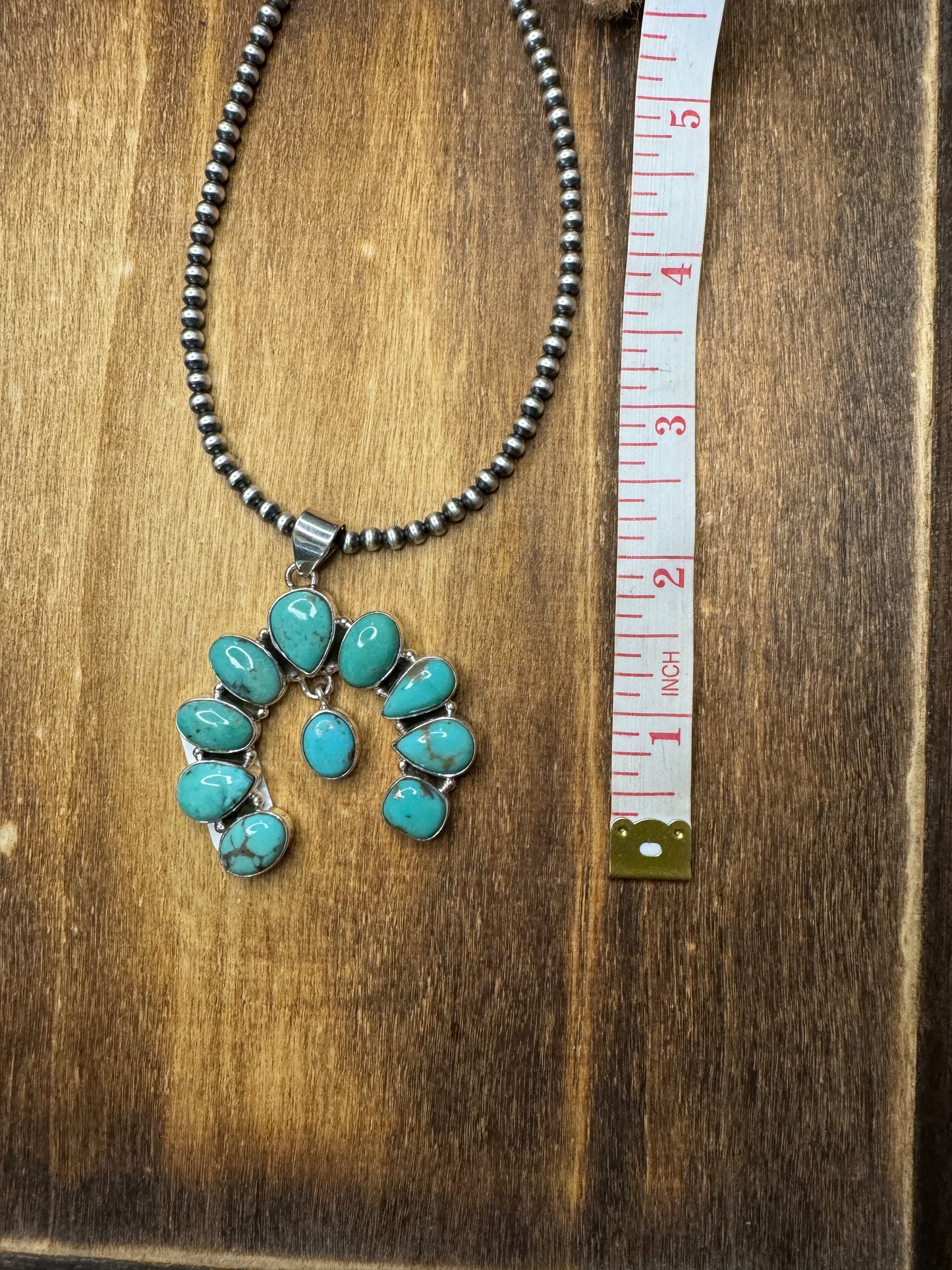 18” Turquoise Cluster naja on 4mm 18” B