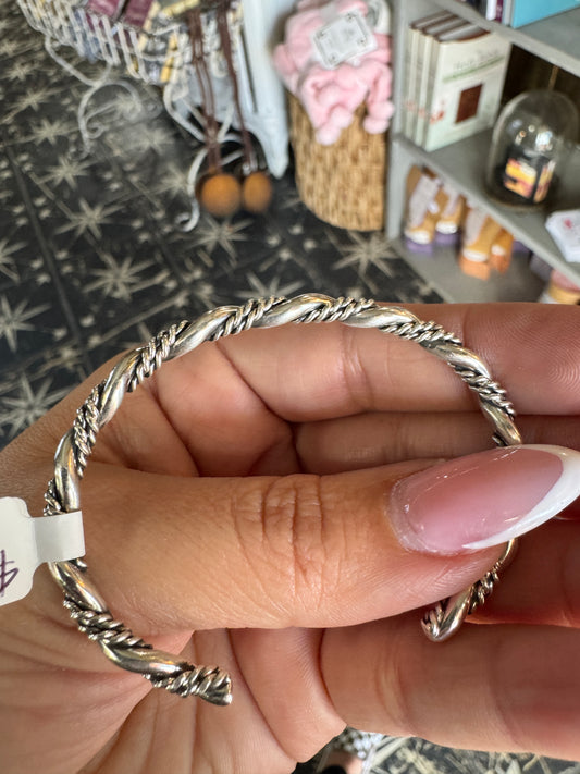 Twist Rope Cuff 1