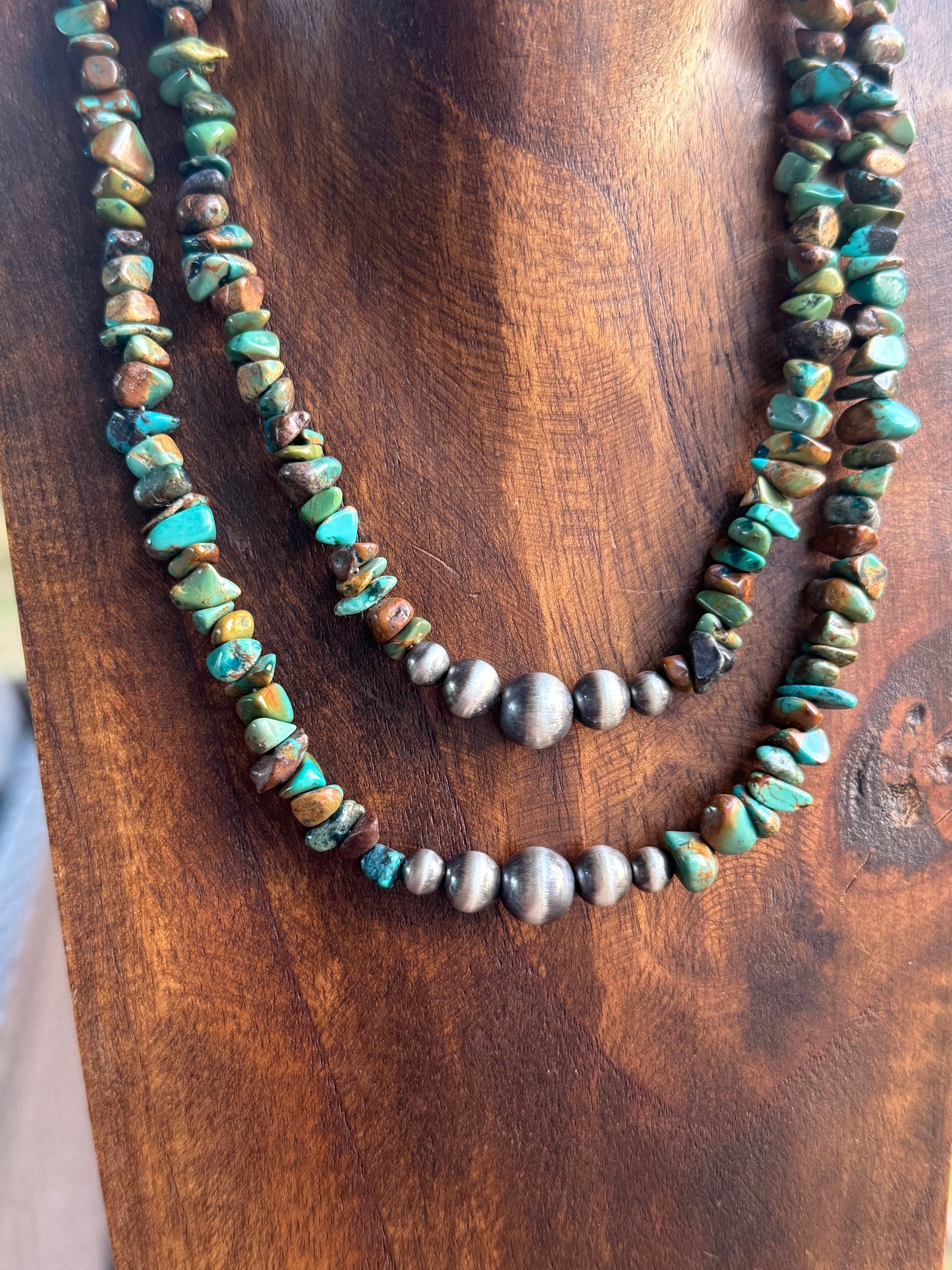 Graduated turquoise Chunky 16" Necklace