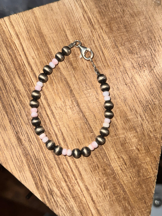 Pink conch bracelet 6mm /4mm