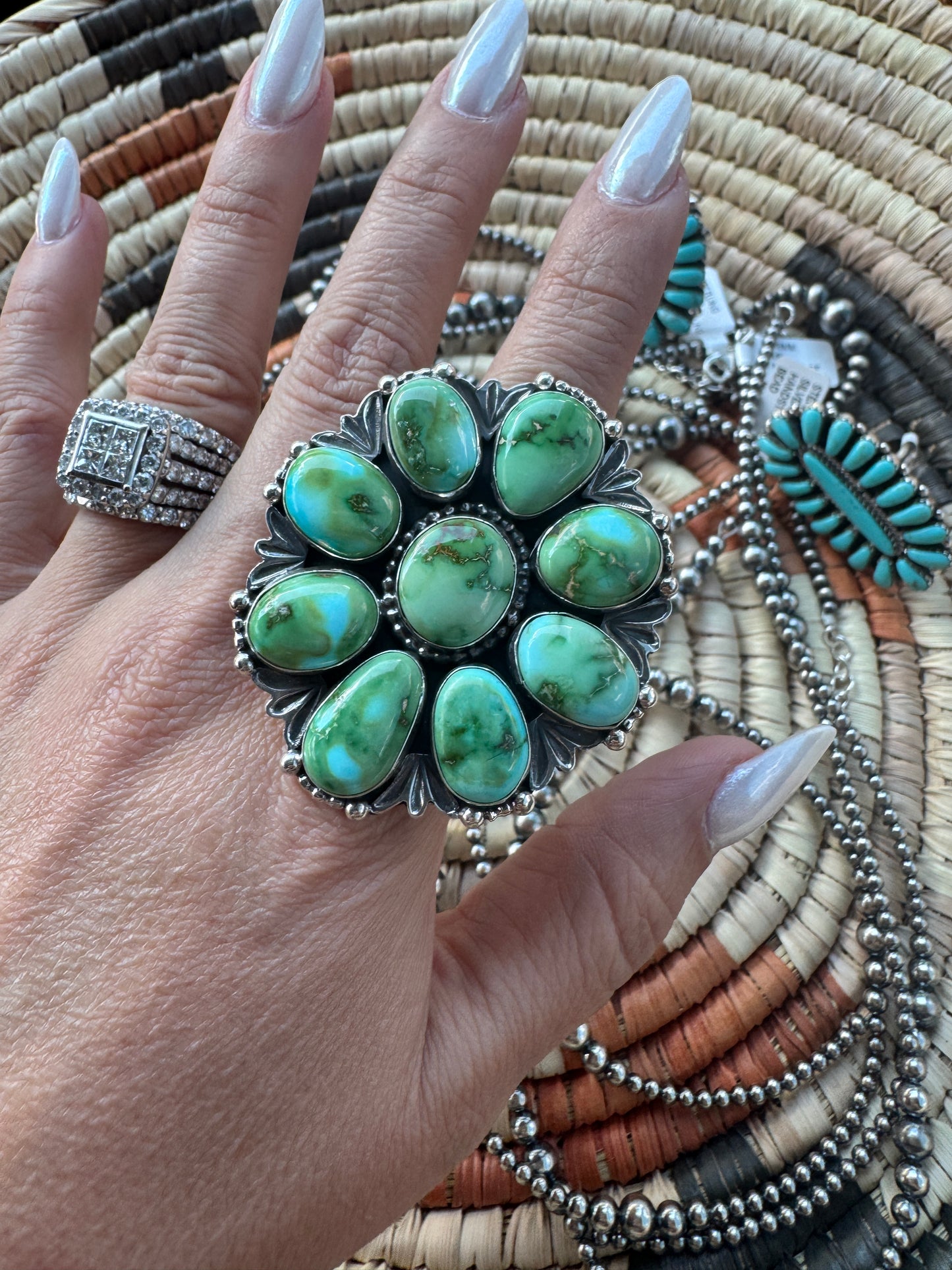 Eula Wiley 9 stone Sonoran gold cluster Ring 6.5