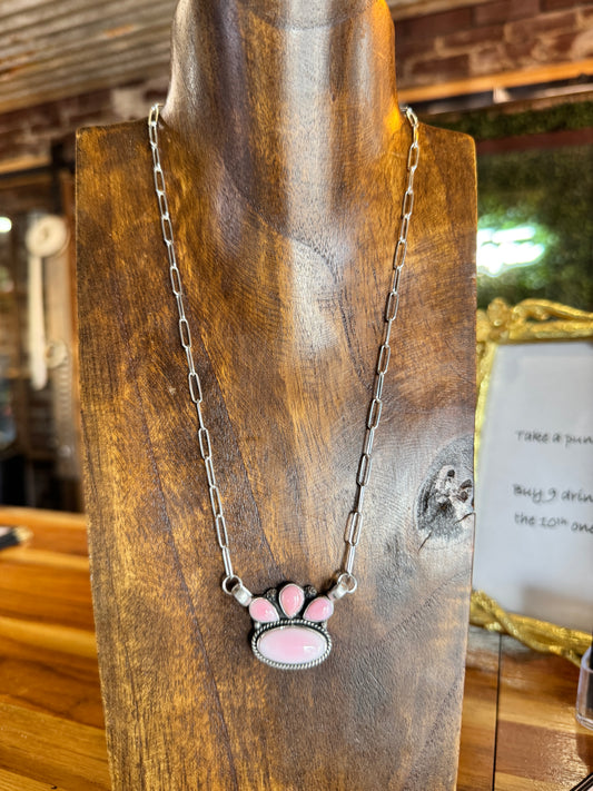 Pink conch cluster bar necklace