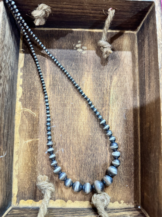 Grande 18" Graduated Navajo Pearl Necklace