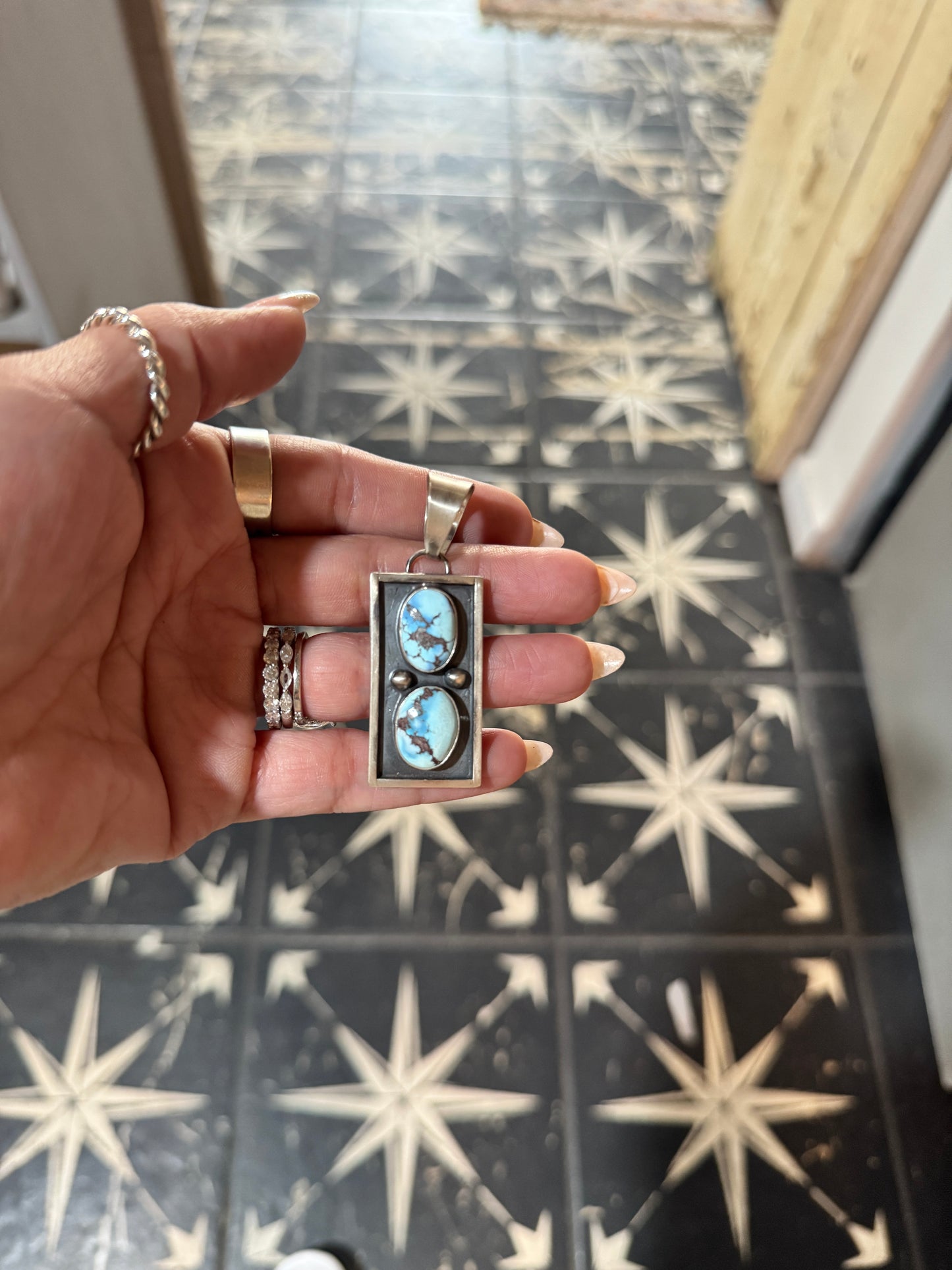 AR Pendant