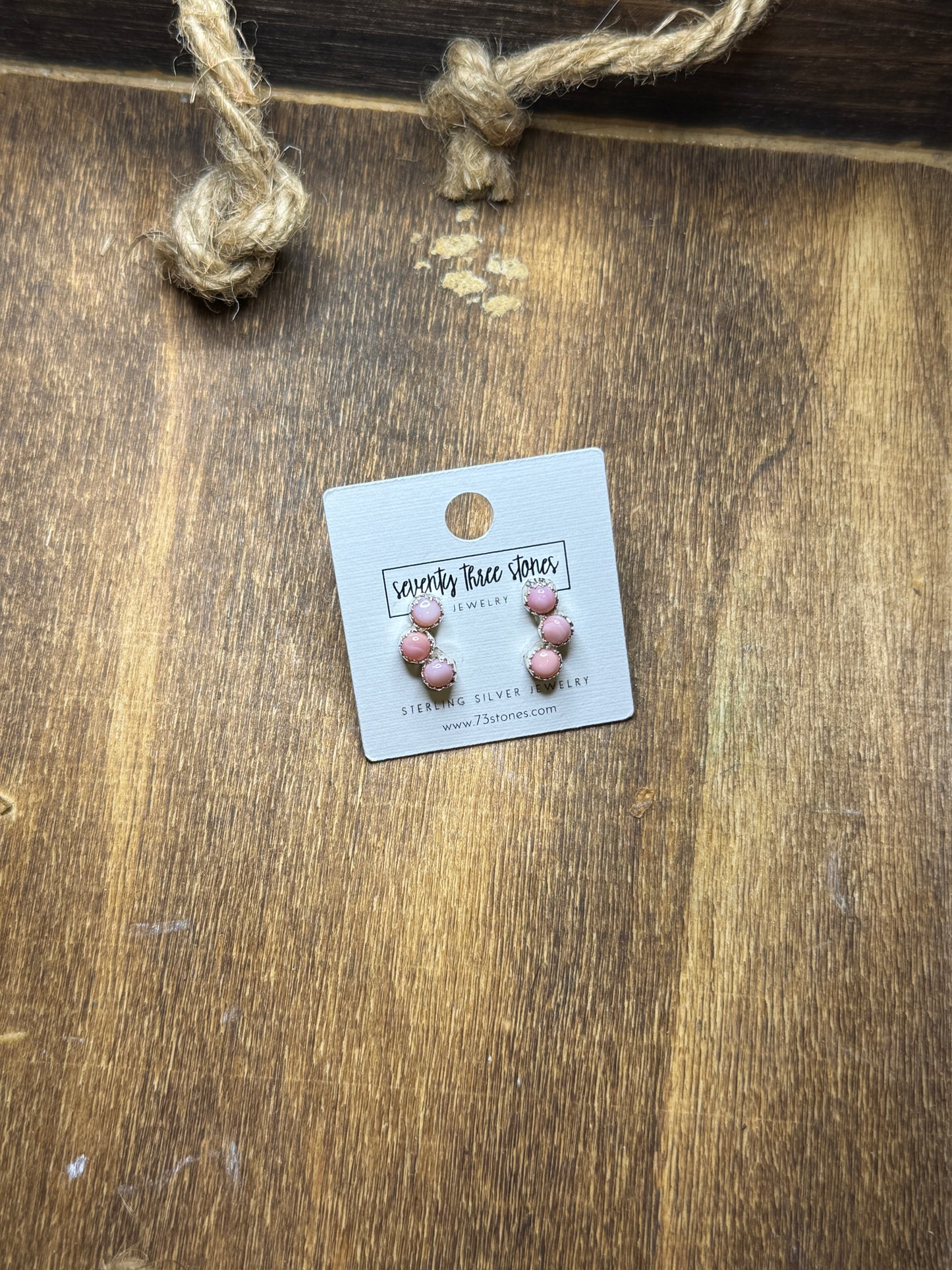 3 stone pink conch cluster 1/2”