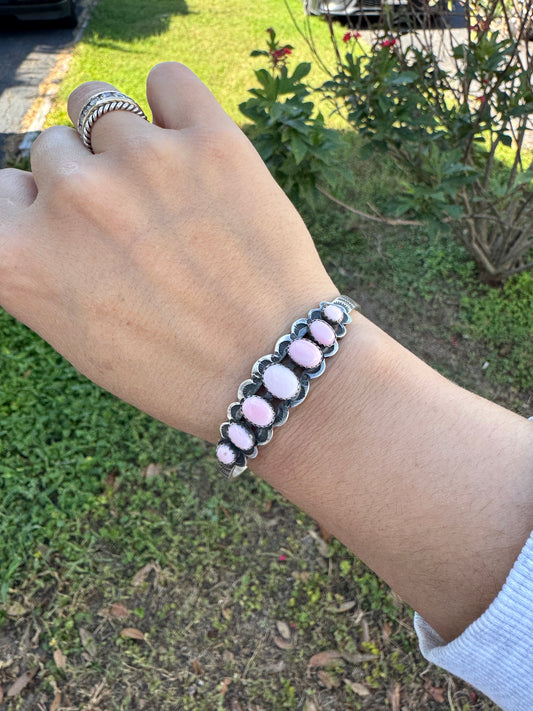 7 stone Pink Conch Cuff