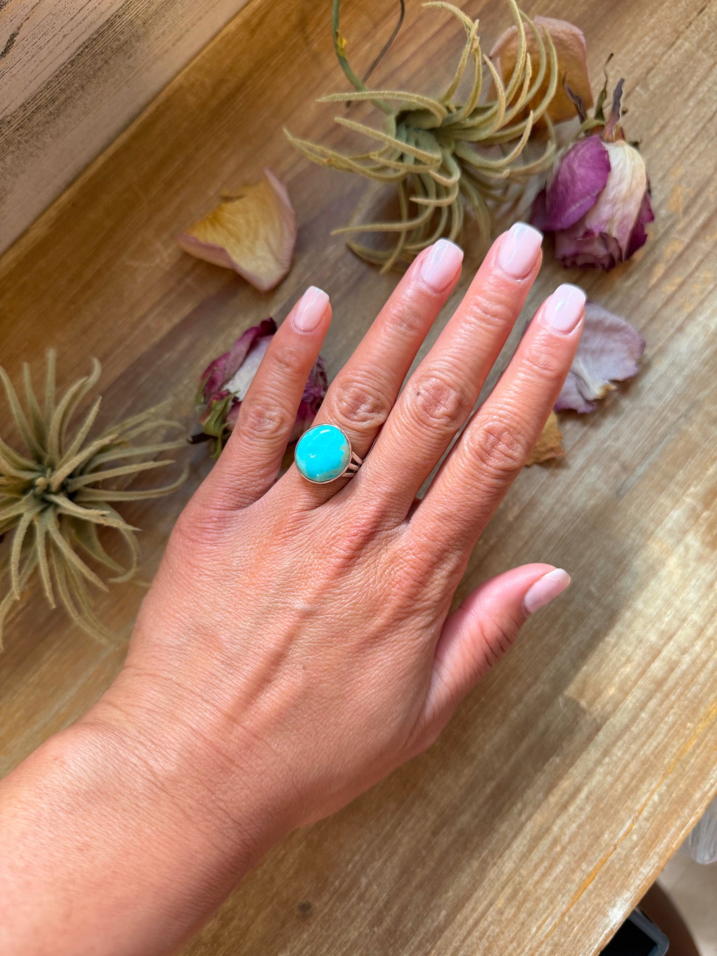 Kingman Turquoise Sterling Silver Ring – Size 7