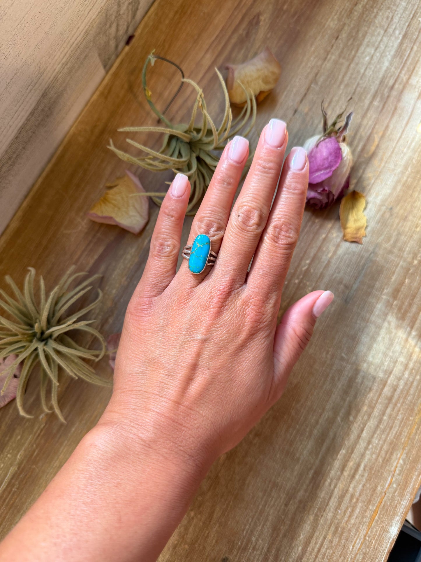 Kingman Turquoise Sterling Silver Ring – Size 7