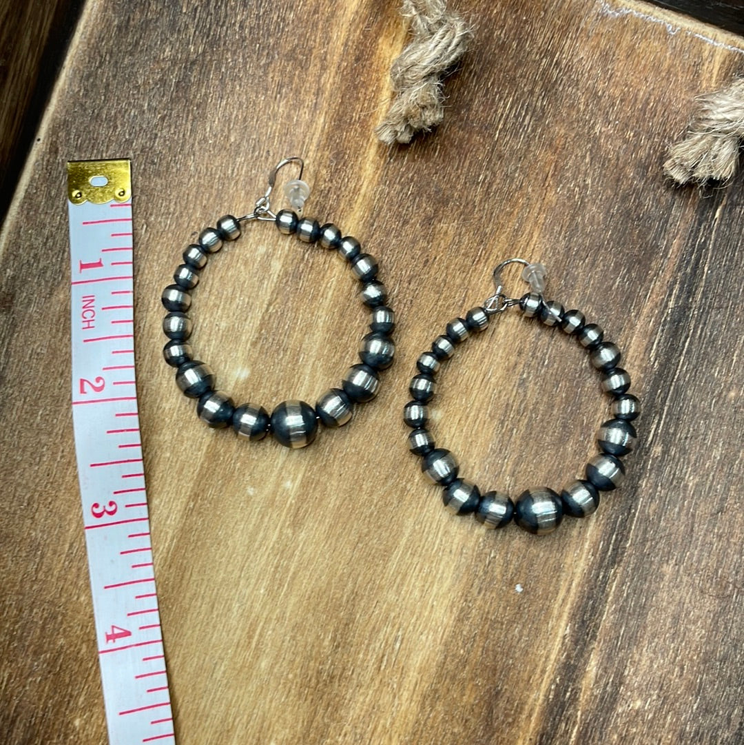 5mm-10mm graduated Navajo Pearl Round Earrings