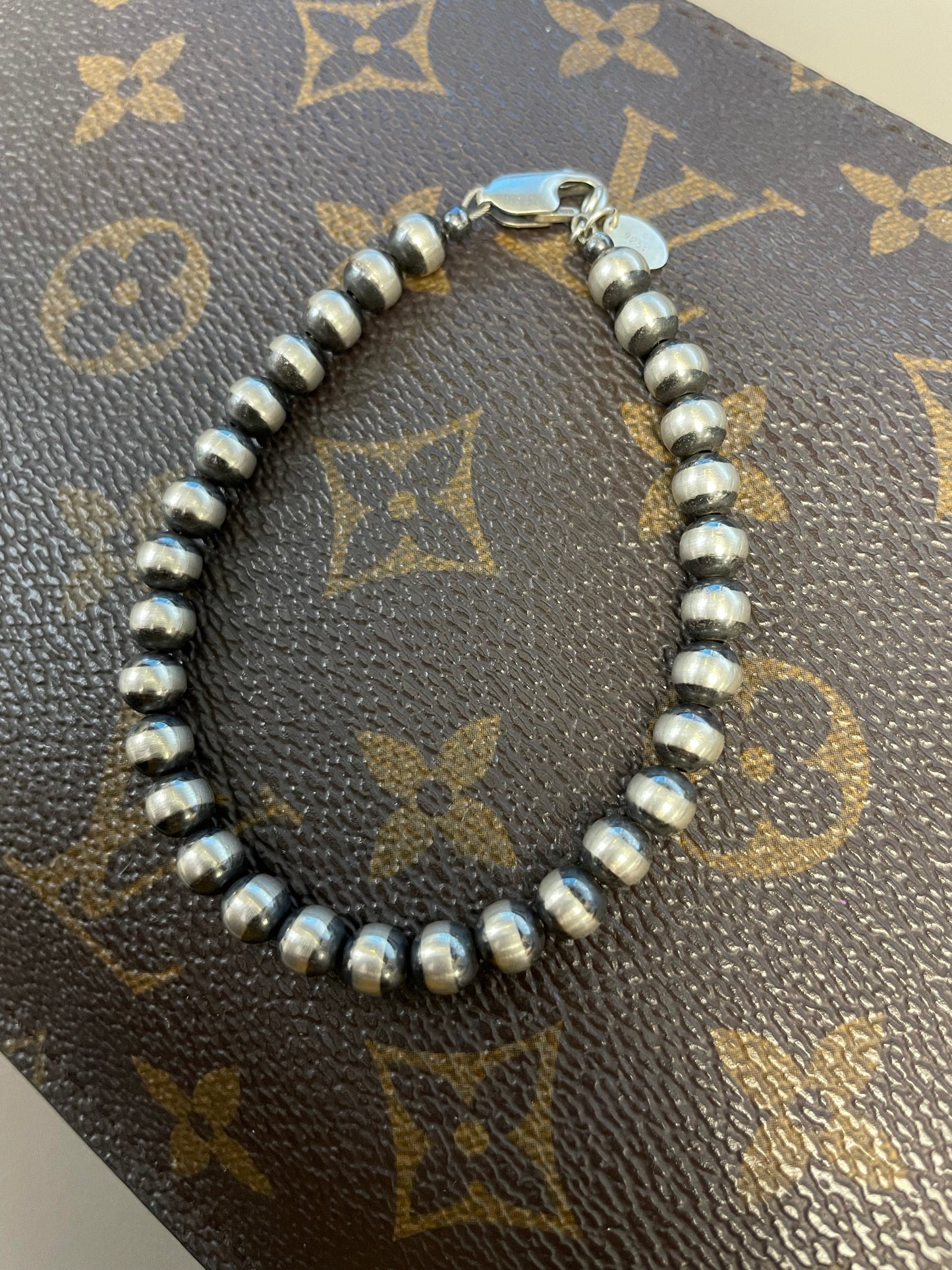 6MM Navajo Pearl Bracelet