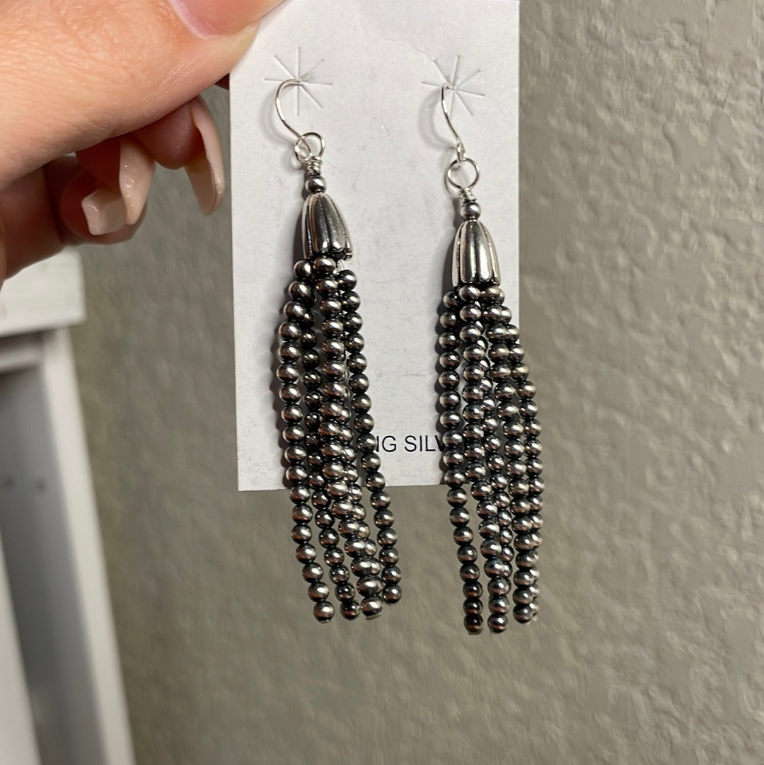 The Navajo 3mm 5 Strand Earring